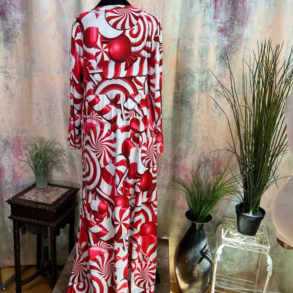 ๐Ruiyize Eye Catching Red - White Christmas Party Maxi Dress - Picture 2 of 15
